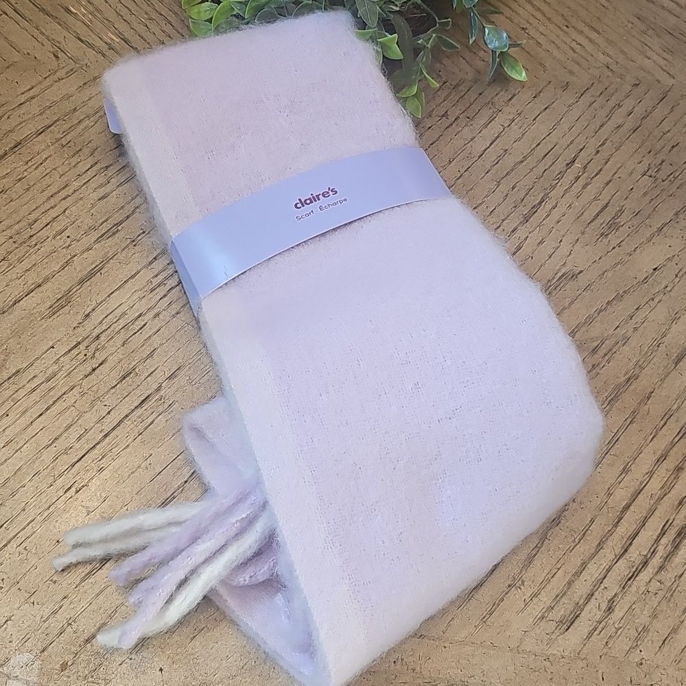 Lilac Scarf with Fringe Claire's NWT